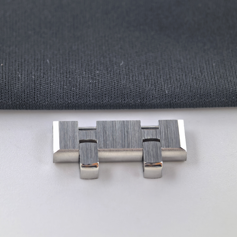 AP Royal Oak 15510 Genel Saat  - Cartier Watch Tank incelemesi ve fiyatı