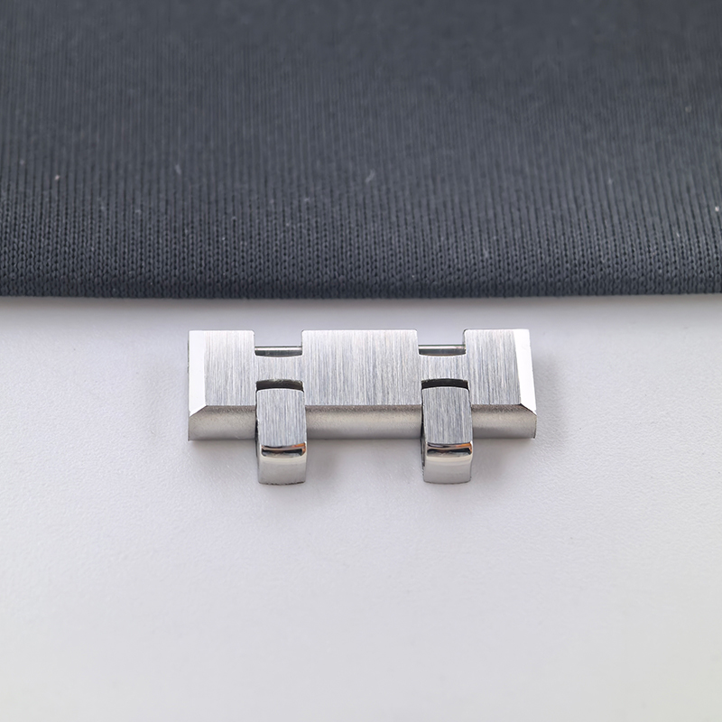 AP Royal Oak 15510 Genel Saat  - Cartier Watch Tank incelemesi ve fiyatı